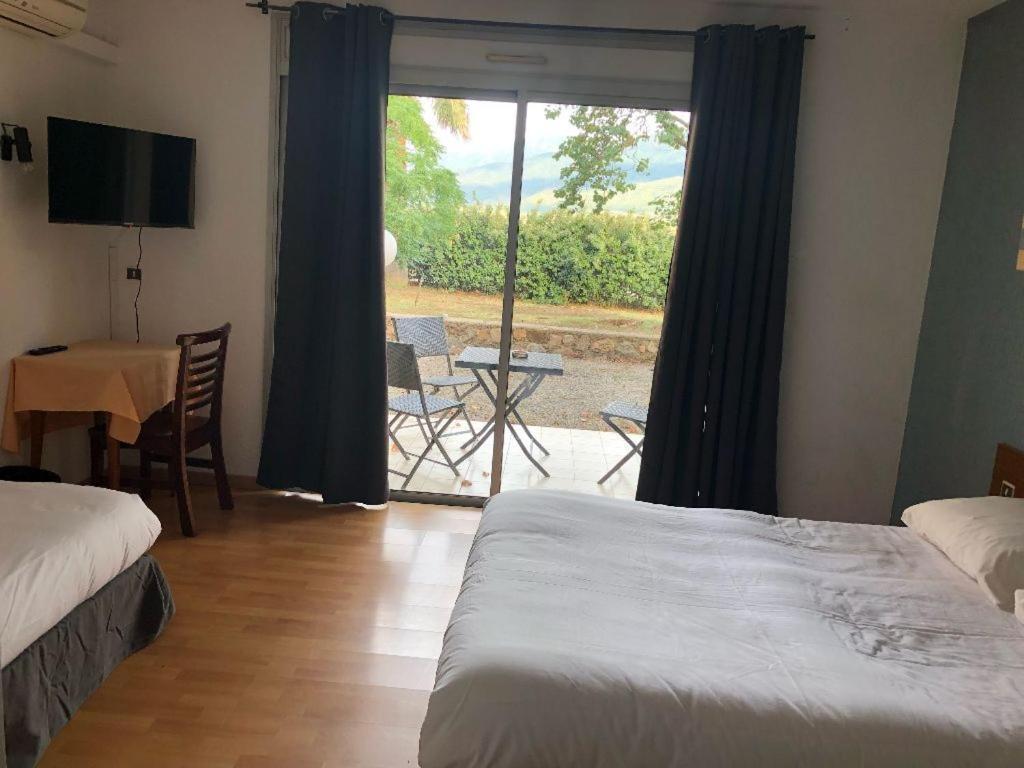 Tresserre Hotel La Garenne מראה חיצוני תמונה