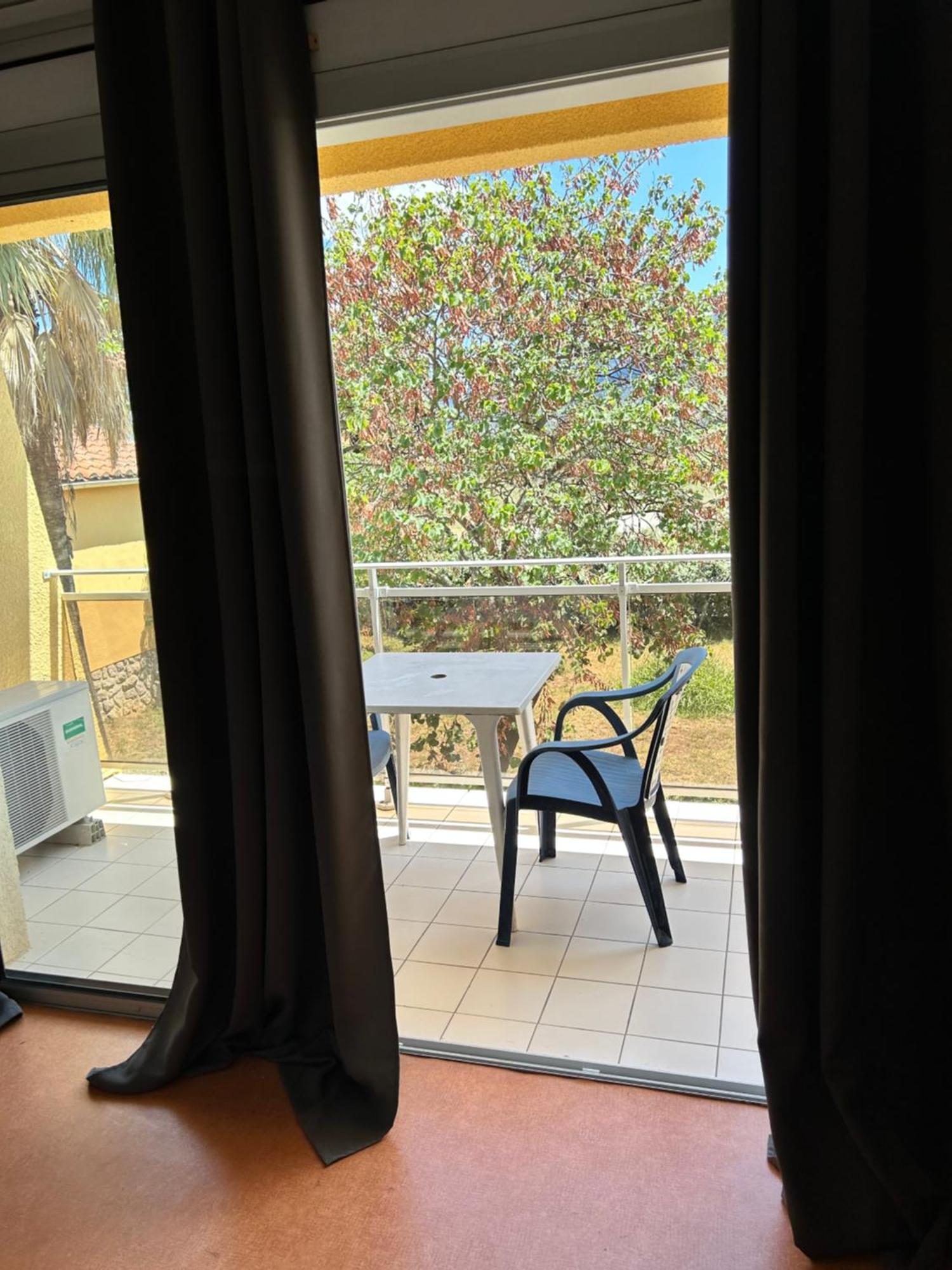 Tresserre Hotel La Garenne מראה חיצוני תמונה