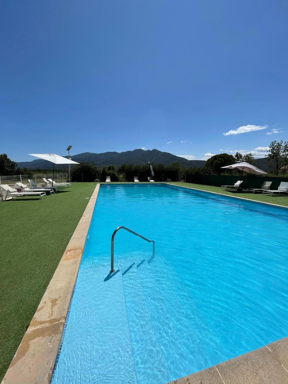 Tresserre Hotel La Garenne מראה חיצוני תמונה